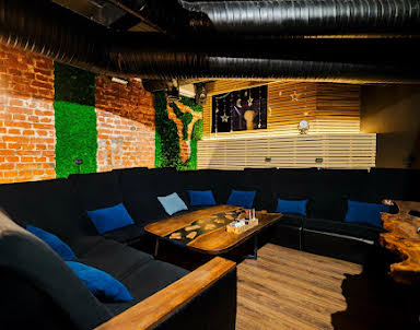  ресторан SMOKE INN на Рентгена