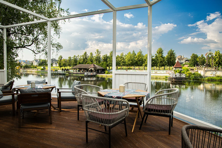 Веранда в «Queen's Lake» фотография № 1