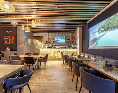  ресторан Mavi Cafe