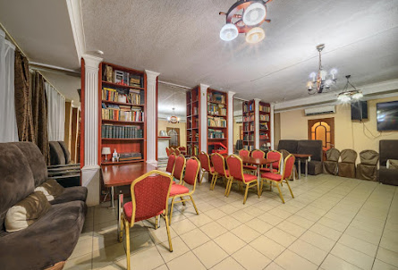 Зал «Библиотека» в Зал «Библиотека»