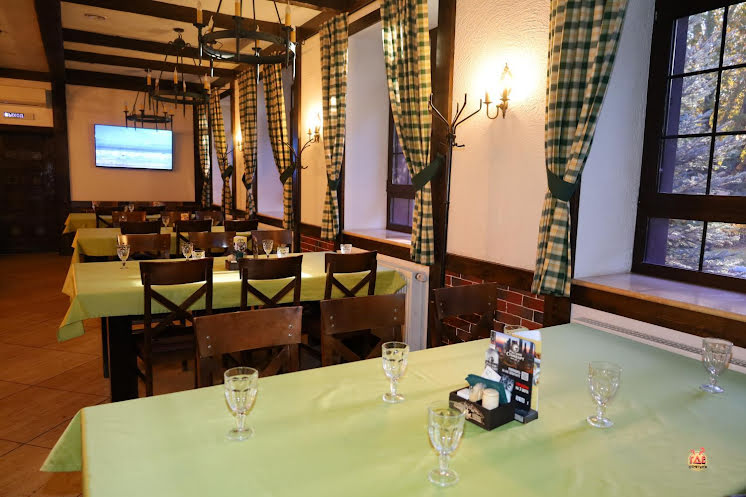 Основной зал ресторана  в «Русская охота» фотография №5