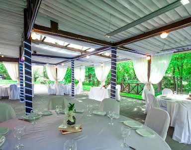  ресторан Октябрьская