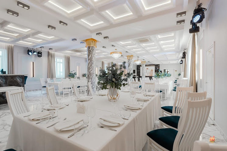 Белый зал  в «Full House» фотография №10