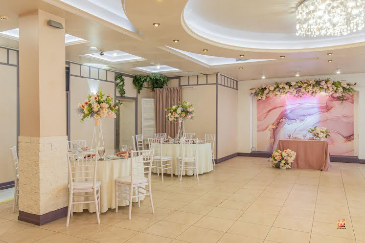 Основной зал  в «Liris Hall на Российском проспекте» фотография №15