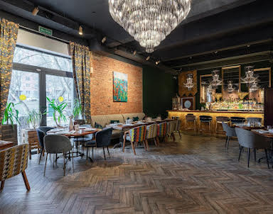  ресторан Стейк-Хаус Muu на Ляпидевского