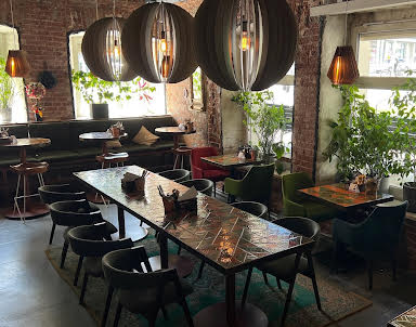  ресторан Гиви to me на улице Малышева