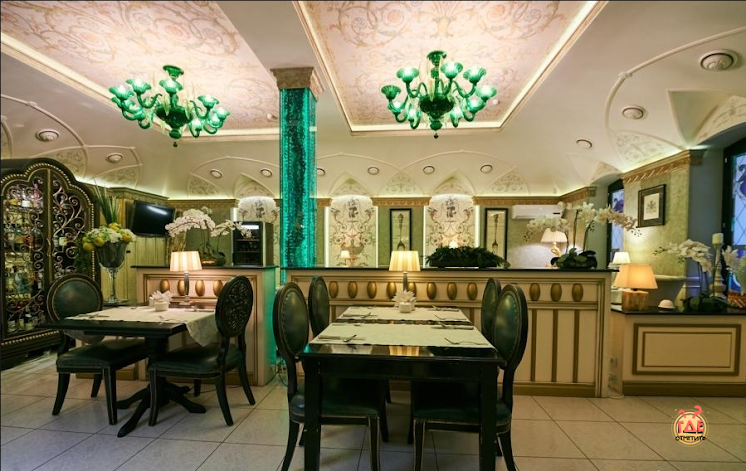 Большой зал в «Времена Года» фотография №5