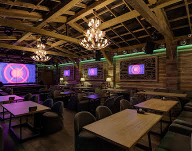  ресторан GRAND Урюк на Ленинградском