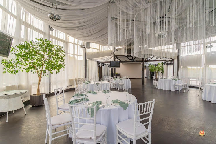 Панорамный зал в «Бали» фотография №12