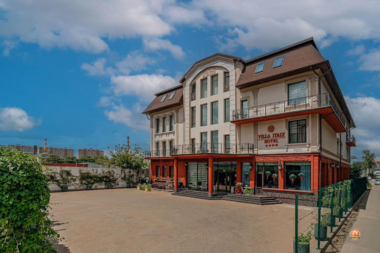 Зал ресторана  в «Villa Italy» фотография №10