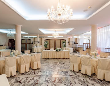  ресторан Аструс