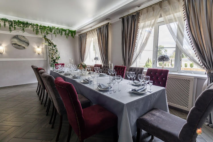 Основной зал в «Вилла» фотография №2