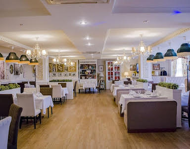  ресторан Сим Сити