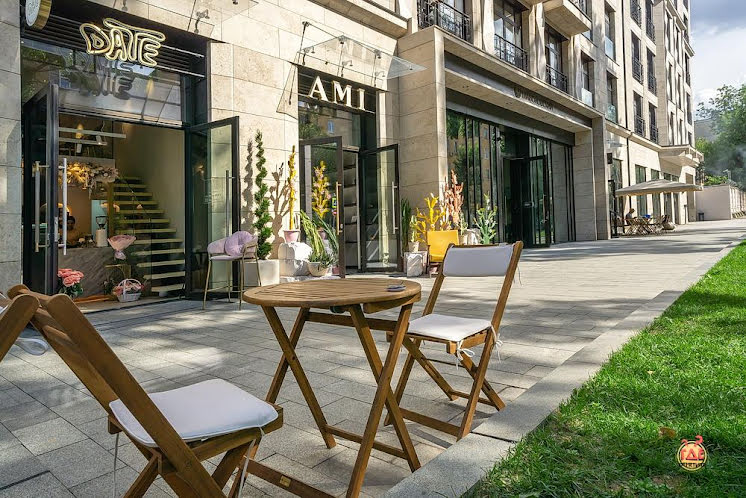 Зал ресторана  в «Date» фотография №12