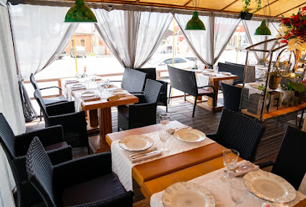 Летняя вернада в VIP-зал