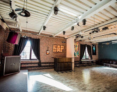  ресторан КомоД и Амулет