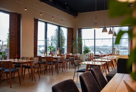 Основной зал в Основной зал