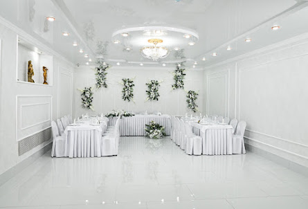 Малый зал в Малый зал