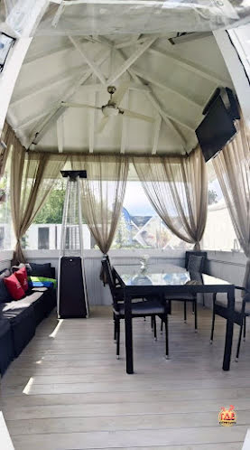 Малая беседка в «Яхт клуб Ласточка» фотография №2