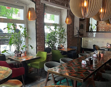 Корпоратив в Гиви to me на улице Малышева