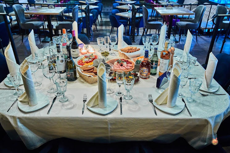 Основной зал  в «Мариус» фотография №3