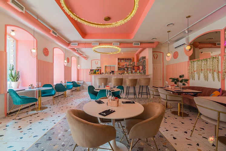 Основной зал в «Feromon Petropavlovskaya» фотография №4