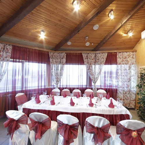 Зал "Коричневый"  в «Альпийский» фотография №1