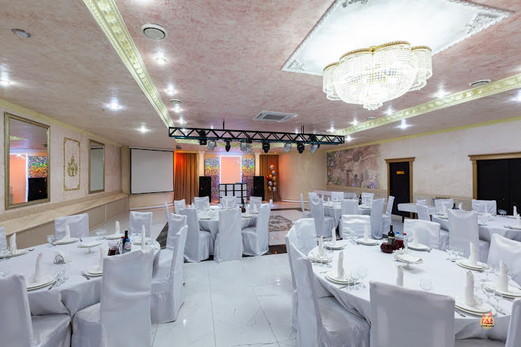 Зал «Версаль» в «Авиньон» фотография №6