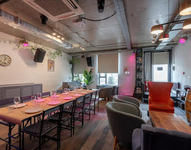  ресторан WorkShop Loft на Наставническом