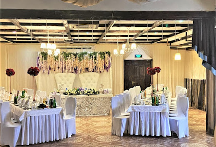 Основной зал  в Зал на 120 человек