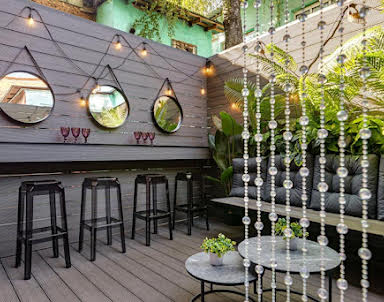  ресторан МАЙ Москва на Бауманской