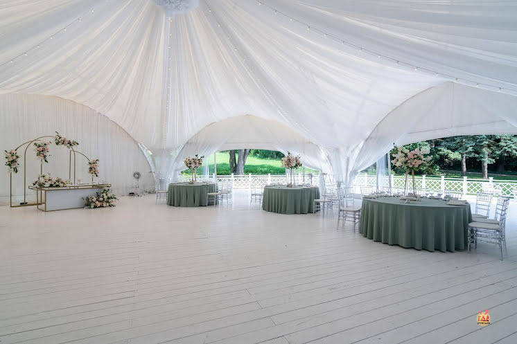 Шатер  в «Emerald Parkway» фотография №12