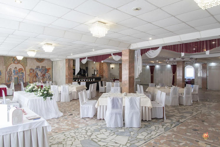 Большой зал в «Московский» фотография №2