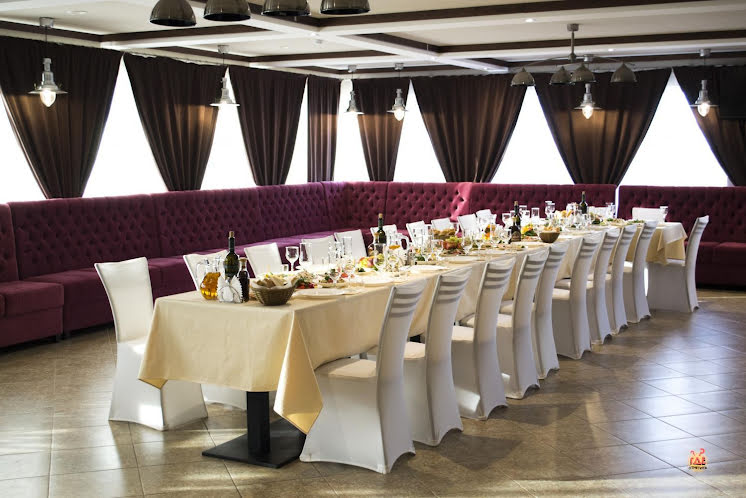 Малый зал в «Южные ворота» фотография №1