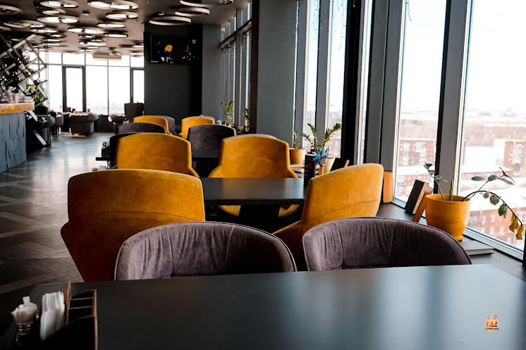 Основной зал в «Пентхаус Марка Миллера» фотография №5