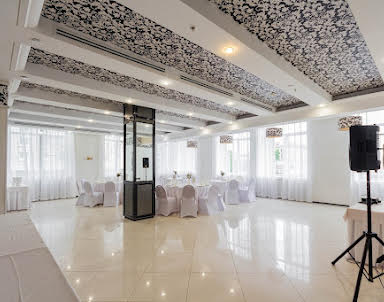  ресторан Охтинская