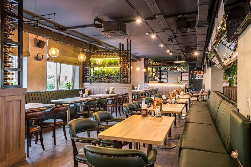 КОЛБАСОФФ на Симферопольском бульваре фотография №1