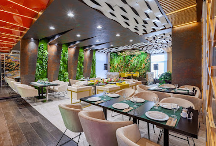 Зал «Тропики» в Лобби-бар