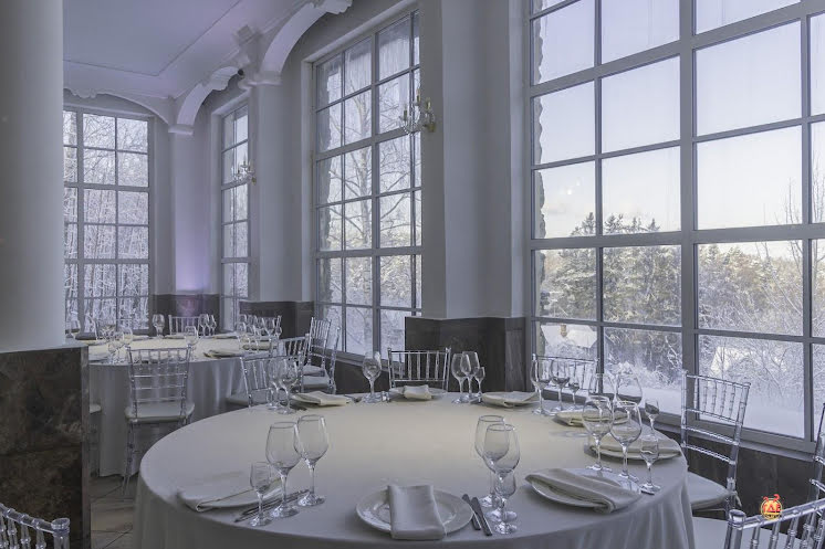 Верхний зал в «Мир у Озера» фотография №12