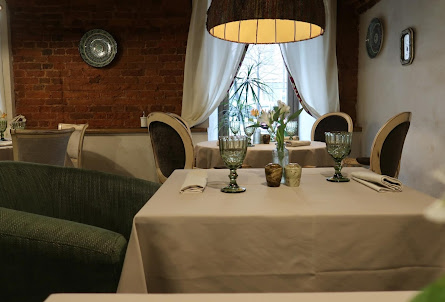 Зал №2 в Зал №1