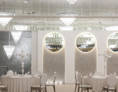  ресторан La Riva Hall