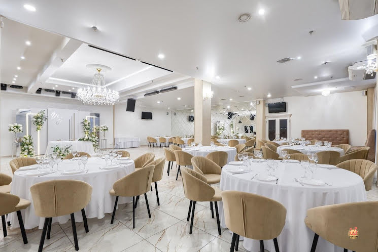 Основной зал в «РАФАЭЛЬ» фотография №12