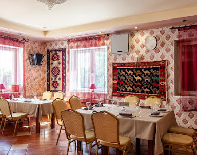  ресторан Золотой дворик