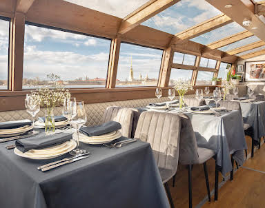 Выпускной в Теплоход "Антверпен"