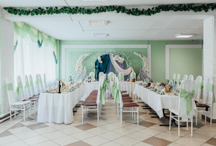 Зал «Салатовый» в Зал «Золотой»