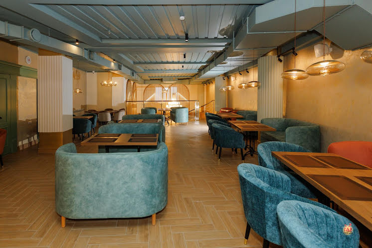 Зал на втором этаже  в «ShahNar» фотография №1