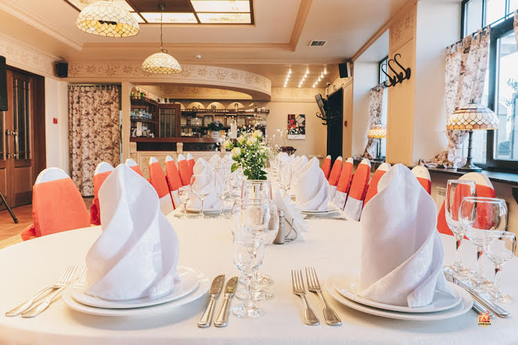 Большой зал в «Green Hotel» фотография №11