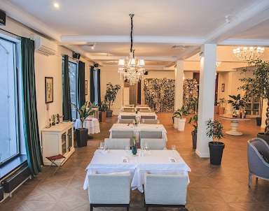  ресторан Queen's Lake