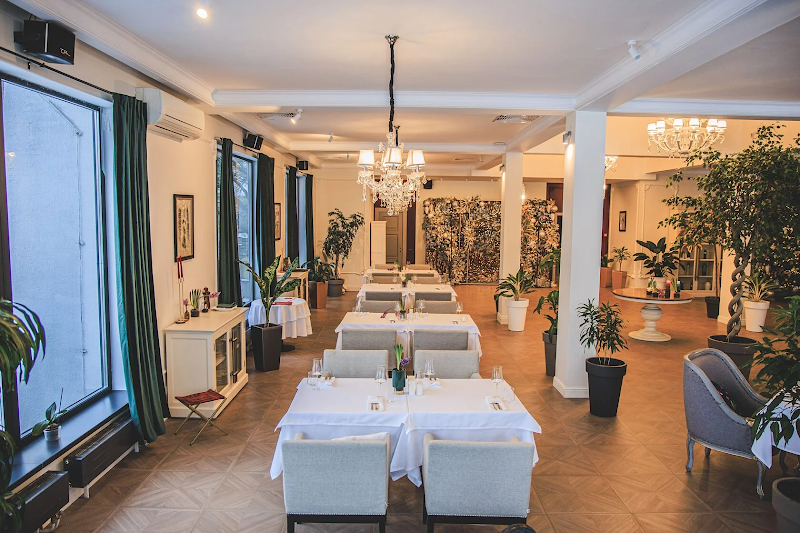 Queen's Lake фотография №8