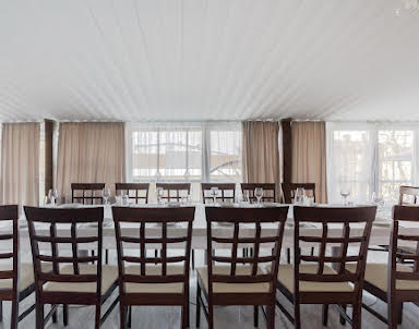  ресторан Маликон